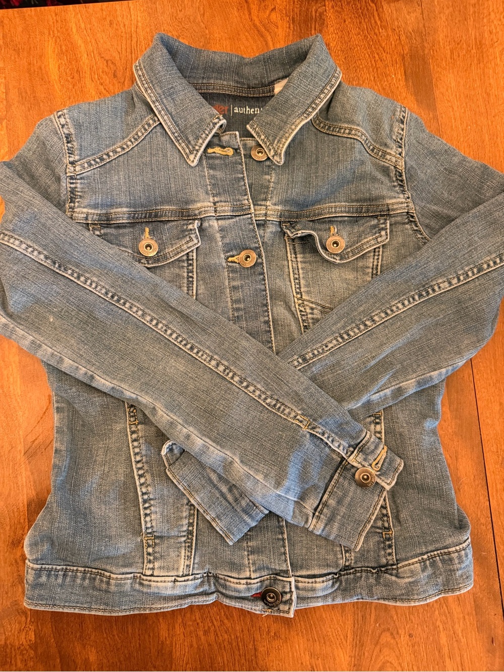 Wrangler Light Blue Women’s Denim Jacket
